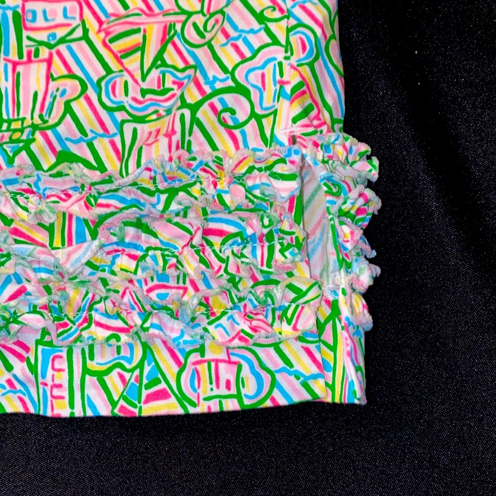 GUC Lilly Pulitzer size 12 skort in a festive pattern - Picture 6 of 8